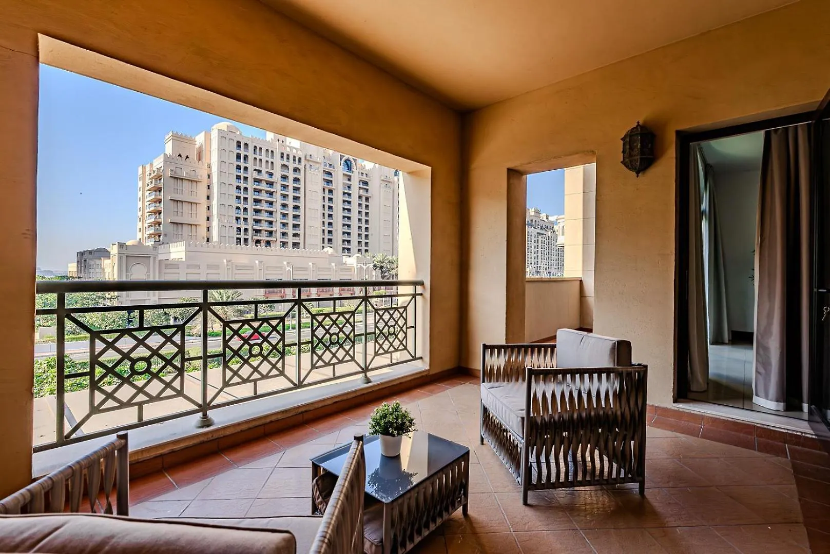 Elegant 1Bdr Apartment In Palm Jumeirah View I Golden Mile Dubai