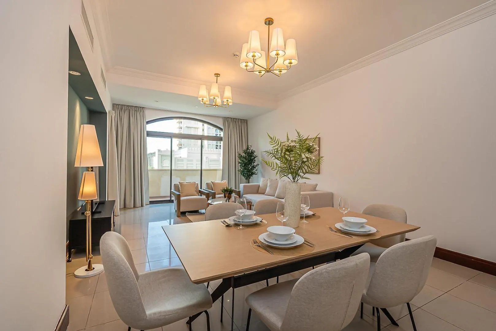 Elegant 1Bdr Apartment In Palm Jumeirah View I Golden Mile Dubai