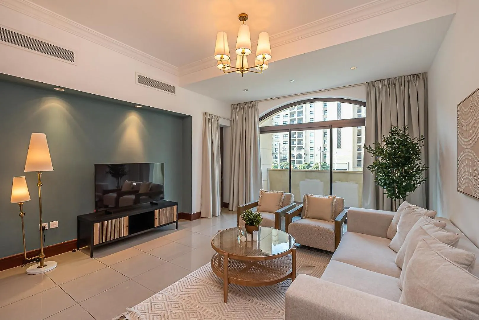 Elegant 1Bdr Apartment In Palm Jumeirah View I Golden Mile Dubai